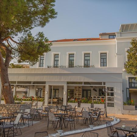 Panellinion Luxury Rooms Каламата Екстериор снимка